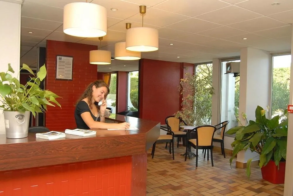 Kyriad Martigues Sud Hotel