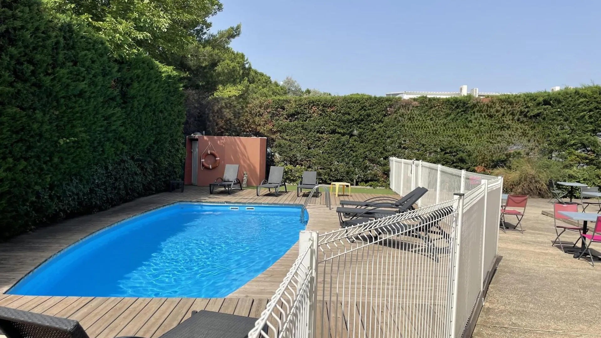 Kyriad Martigues Sud Hotel
