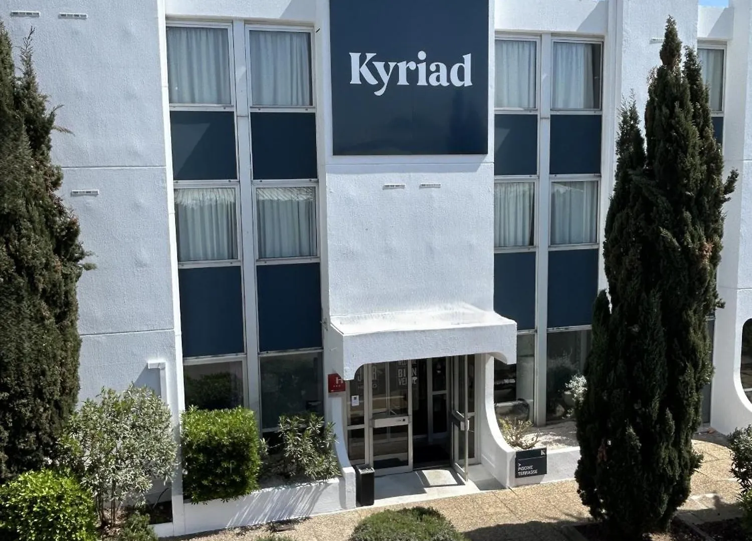 Kyriad Martigues Sud 3*,  France